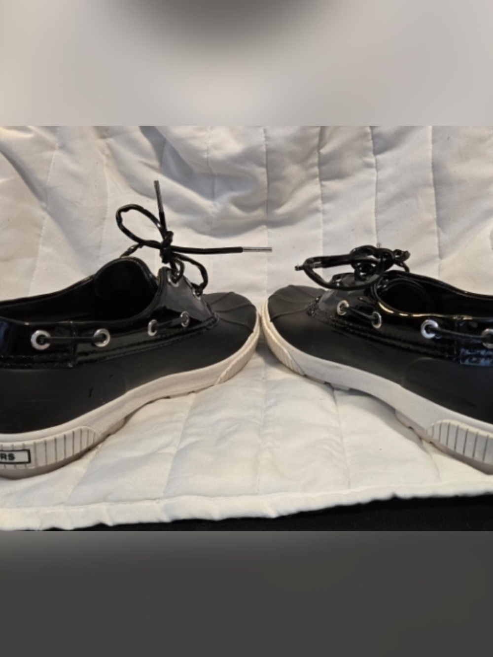 MICHAEL Michael Kors Black Patent Trim Lace-Up Sneakers Size 8 - Picture 5 of 5